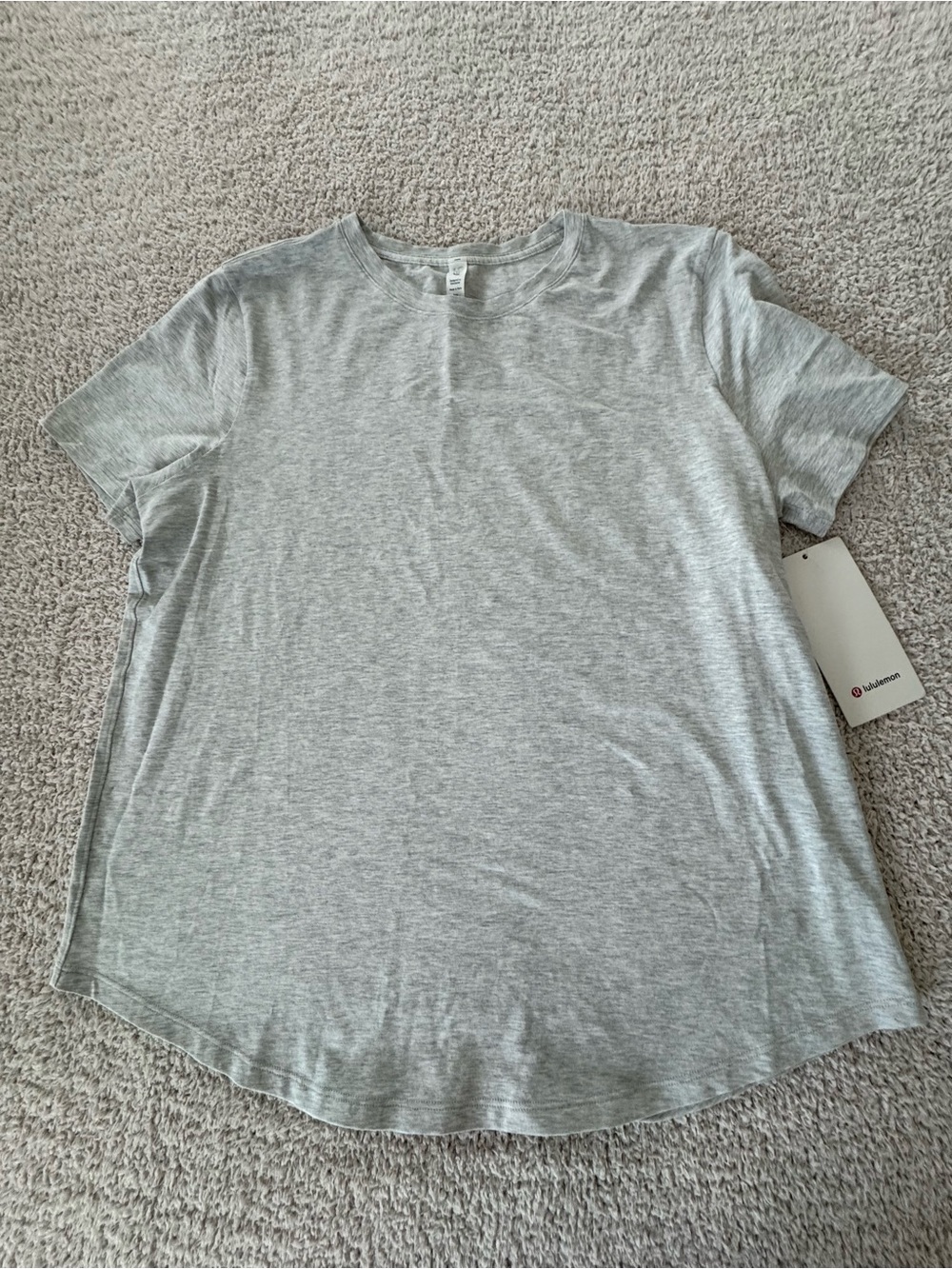 lululemon Athletica Women’s Light Gray Crew Short Sleeve Tee